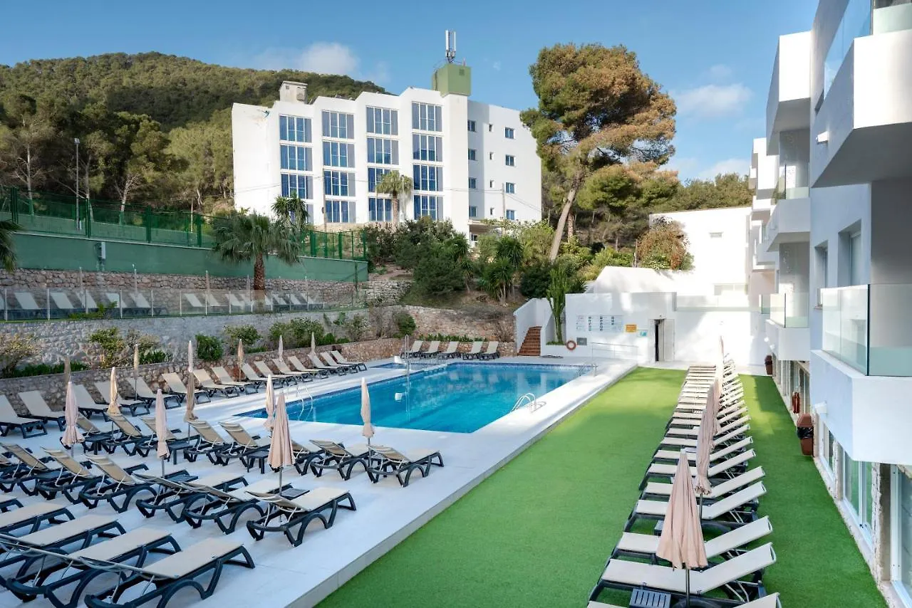 Hotel El Pinar Cala Llonga  Aparthotel