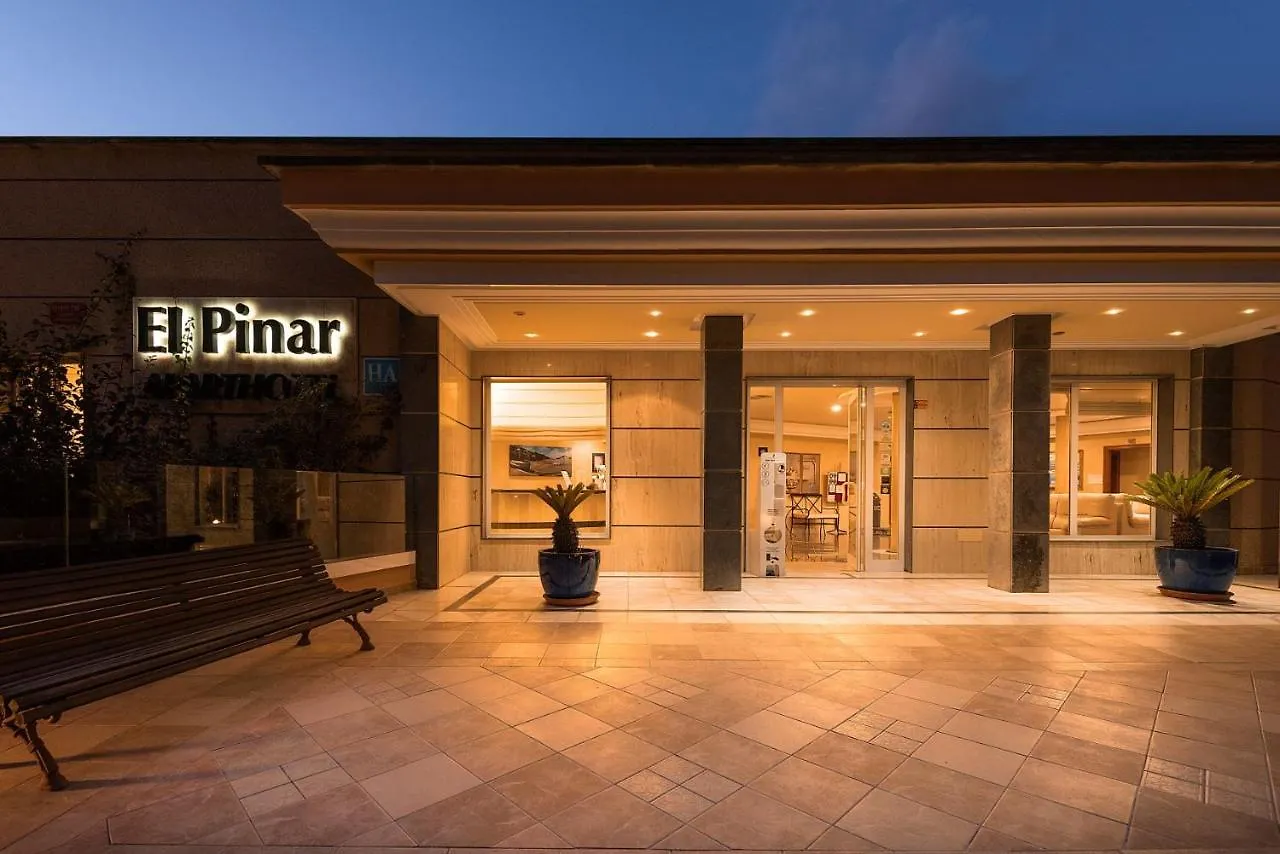 Hotel El Pinar Cala Llonga