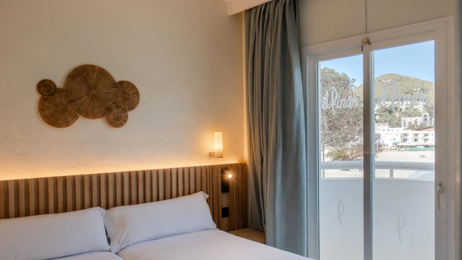 Aparthotel Hotel El Pinar Cala Llonga