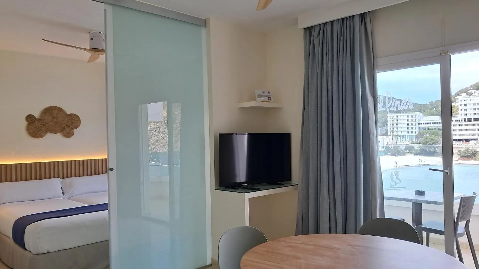 Hotel El Pinar Cala Llonga  Cala Llonga (Ibiza)