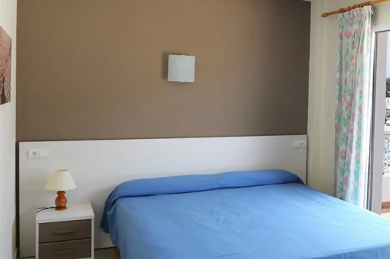 Aparthotel Hotel El Pinar Cala Llonga