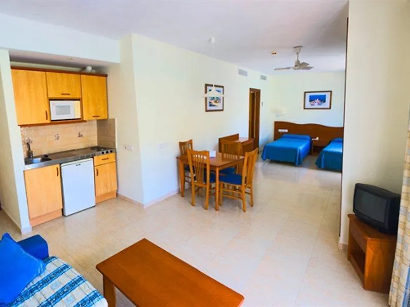 Hotel El Pinar Cala Llonga  Aparthotel Cala Llonga (Ibiza)